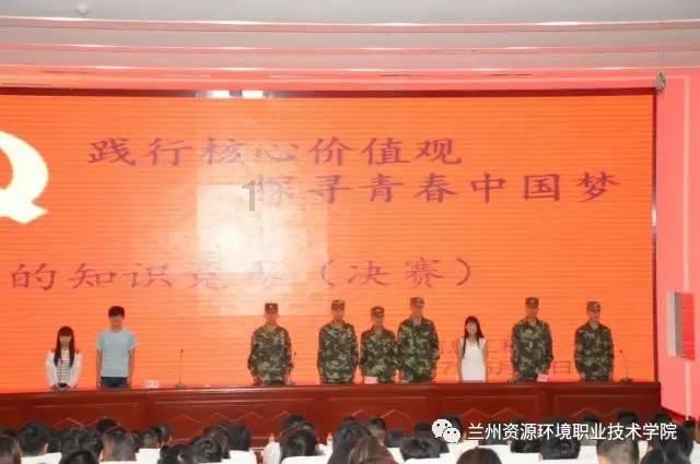 解锁吉鹿力问答社区,发现更多许嵩新专辑《呼吸之野》新单曲《冰柜》来了,你喜欢许嵩的歌吗?精彩内容!